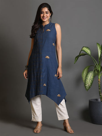 Indigo Handwoven Taxi Kurta With Kantha Hand Embroidery Detailing