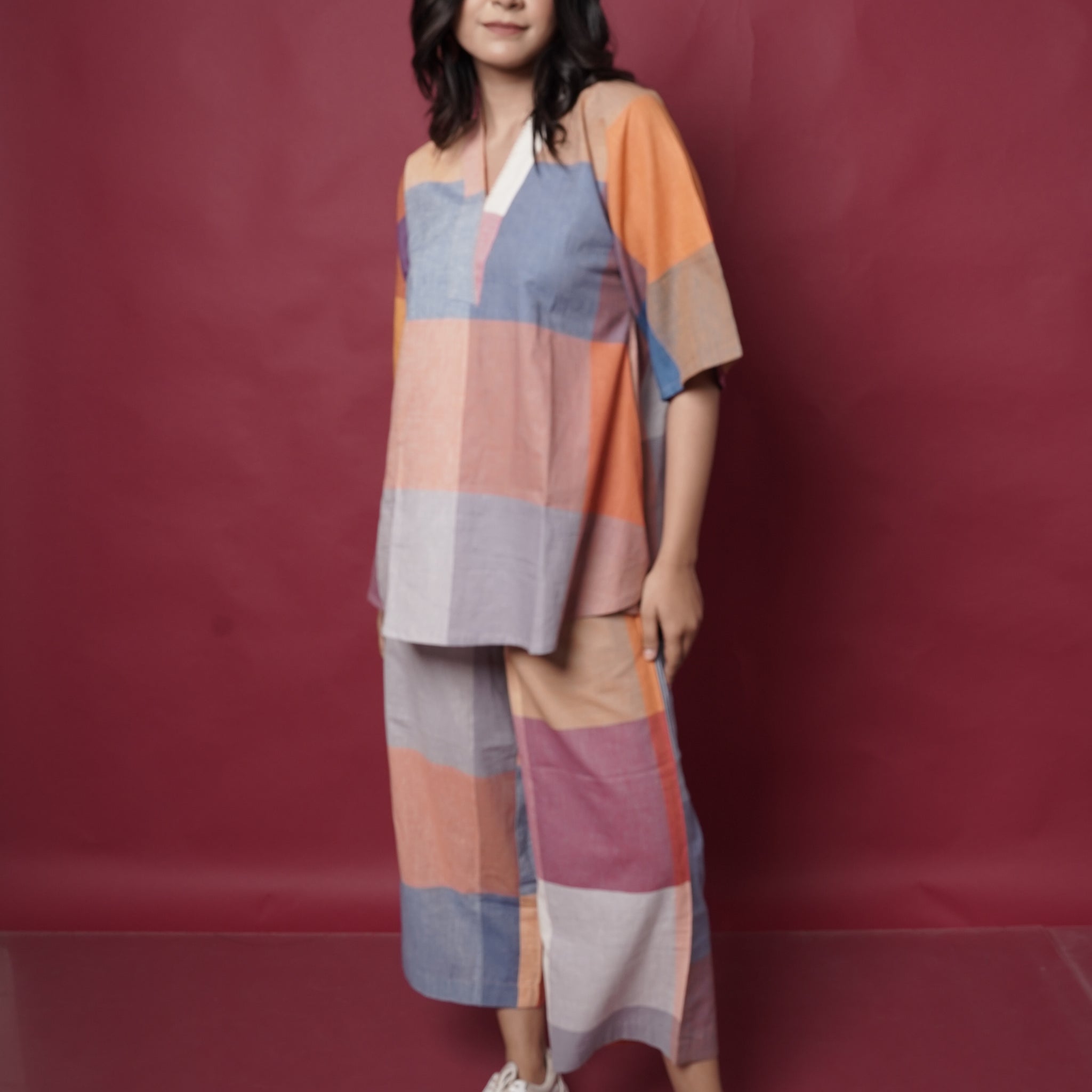 Red-White Handwoven Antifit Co-ord Set With Kantha Hand Embroidery Detailing