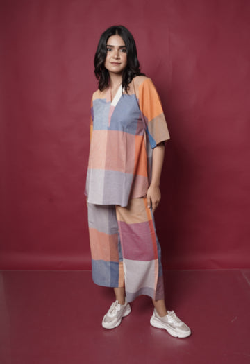 Red-White Handwoven Antifit Co-ord Set With Kantha Hand Embroidery Detailing