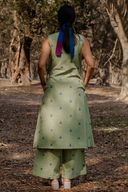 Olive Green Cotton Sleeveless Kurta Set (set of 2)