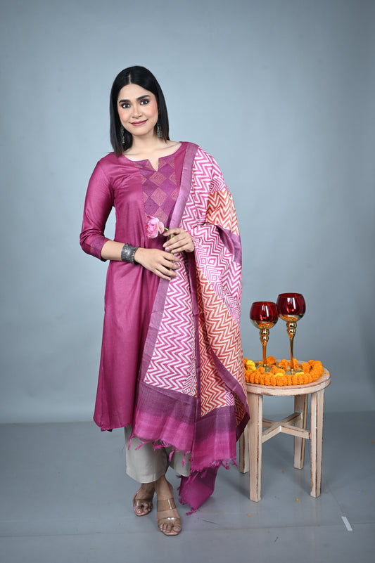 Pink Tassar Silk Dupatta with Hand Block Printing