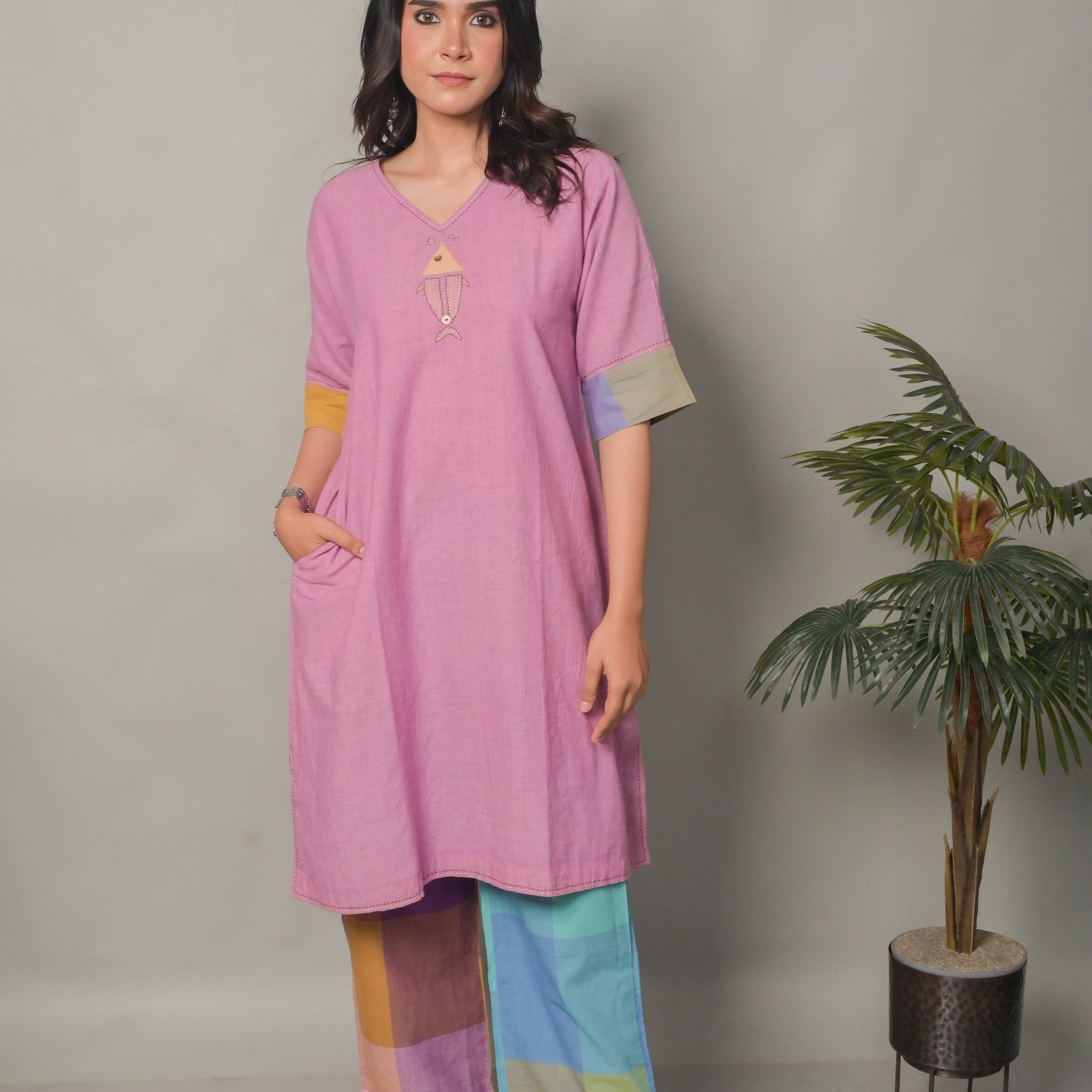 Pastel Pink Fish Patchwork Kantha Handwoven Co-ord Set (Set of 2)