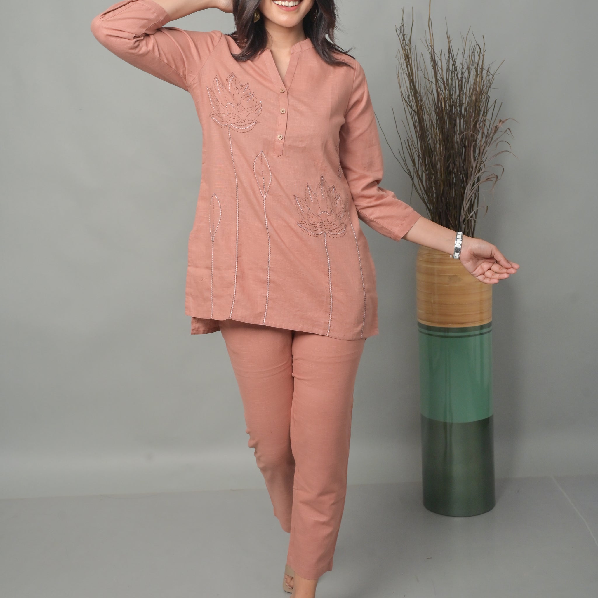 Dusty Pink Mineral Body Co-ord set with Floral Motifs (Set of 2)
