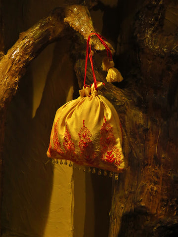 Beige Handcrafted Silk Kantha Embroidery Potli Batua